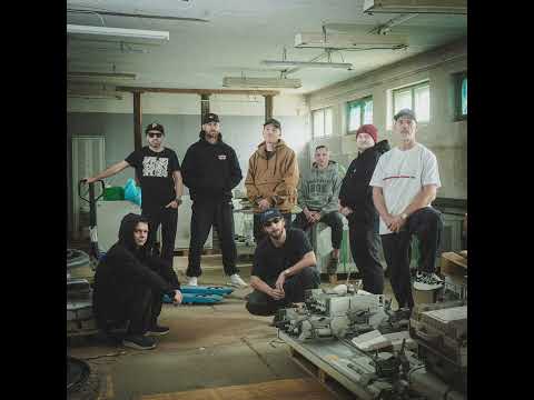 B.O.K - Dary w przebraniu